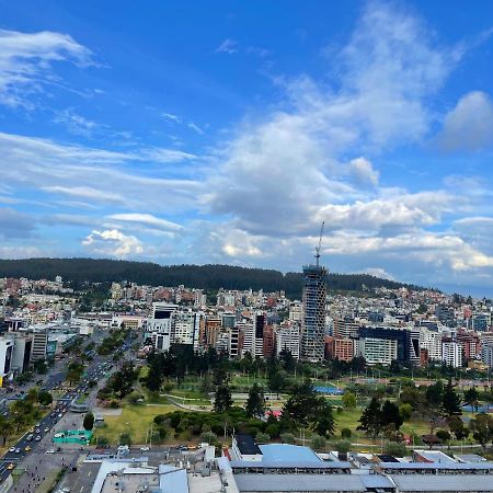 Nueva Suite-Piso 21 Vista La Carolina @One Κίτο Εξωτερικό φωτογραφία