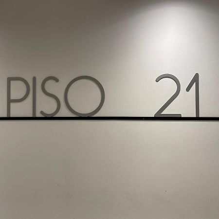 Nueva Suite-Piso 21 Vista La Carolina @One Κίτο Εξωτερικό φωτογραφία