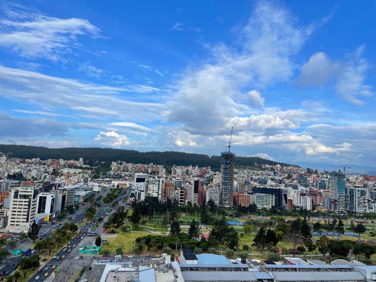 Nueva Suite-Piso 21 Vista La Carolina @One Κίτο Εξωτερικό φωτογραφία