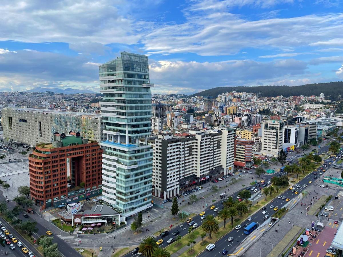 Nueva Suite-Piso 21 Vista La Carolina @One Κίτο Εξωτερικό φωτογραφία