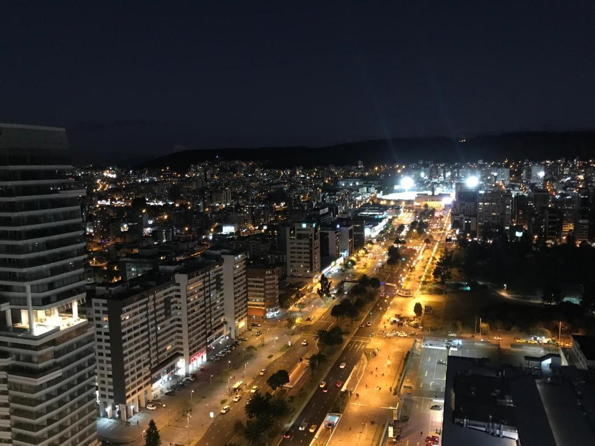 Nueva Suite-Piso 21 Vista La Carolina @One Κίτο Εξωτερικό φωτογραφία