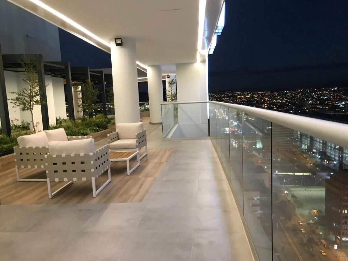 Nueva Suite-Piso 21 Vista La Carolina @One Κίτο Εξωτερικό φωτογραφία